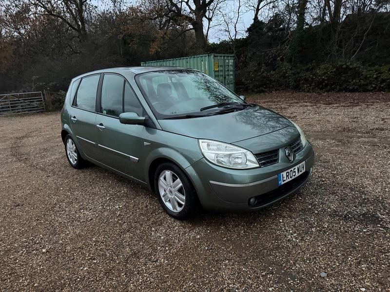 Green Used 2005 Renault Mégane Dynamique MPV | £2,495 (Fair price) - Image 1/4