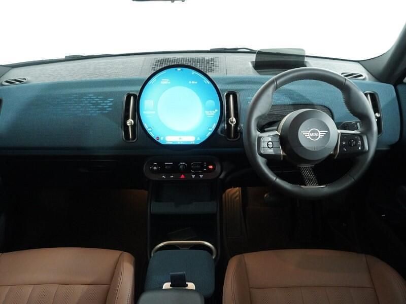 Used Mini Countryman Exclusive 168 HP (123 kW) 2024 Green SUV