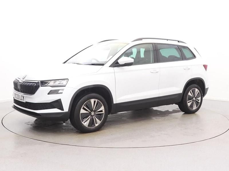 Used Skoda Karoq SE Drive 2023 White SUV
