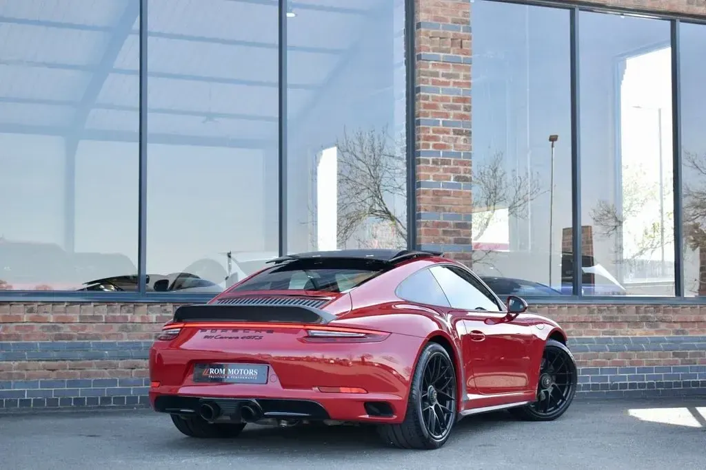 Used Porsche 911 Carrera 4 GTS 450 HP (330 kW) 2018 Red Coupe