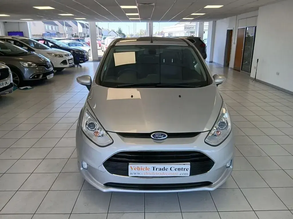 Używany Ford B-MAX Titanium X 125 KM (91 kW) 2017 Srebrny Minivan