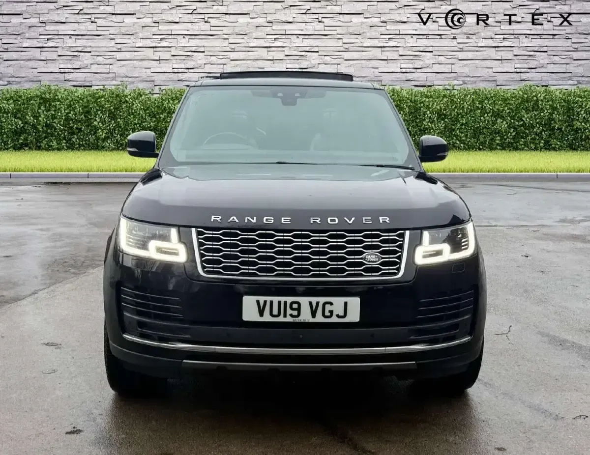 Used Land Rover Range Rover Autobiography 339 HP (249 kW) 2019 Black SUV