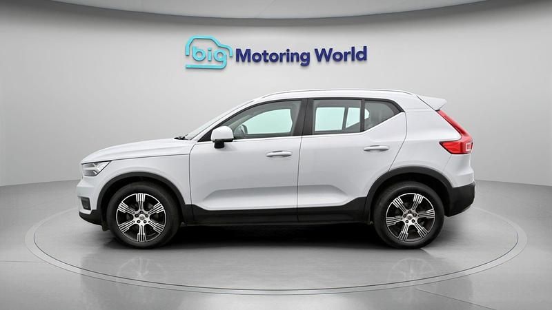 Used Volvo XC40 Inscription 161 HP (118 kW) 2021 SUV