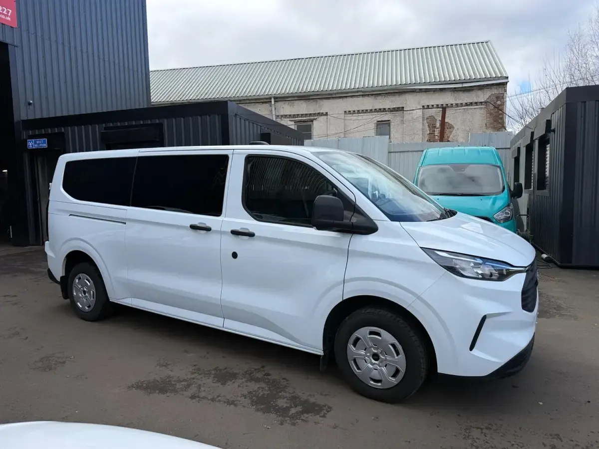 Used Ford Transit Custom Trend 136 HP (100 kW) 2024 White Van