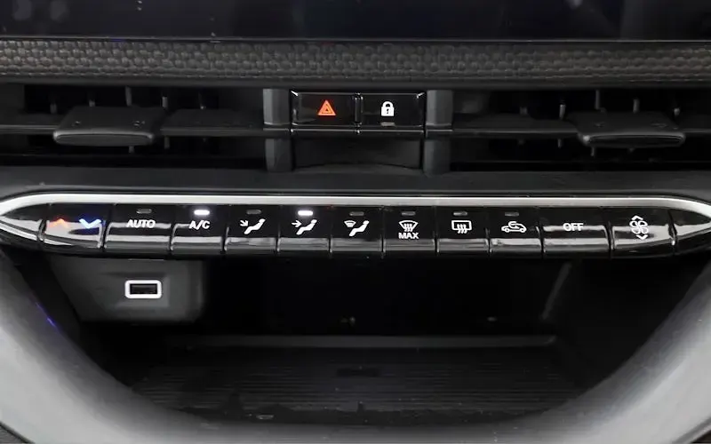 Used Fiat 500e La Prima 86 kW (118 HP) 2022 Black Hatchback