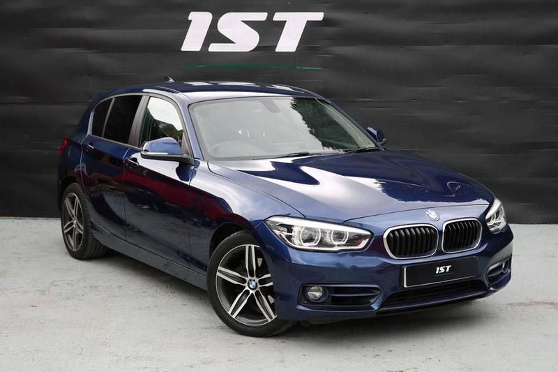 Used BMW 118 Sport Line 2018 Blue Hatchback