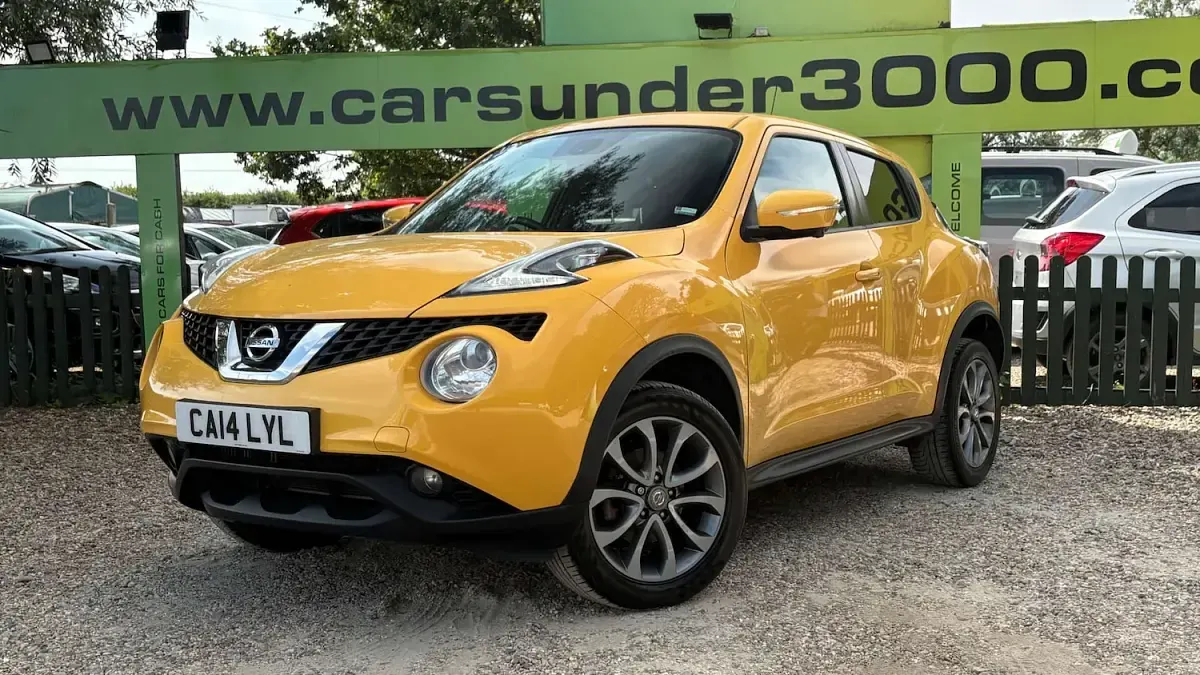 Used Nissan Juke S 110 HP (80 kW) 2017 Yellow SUV