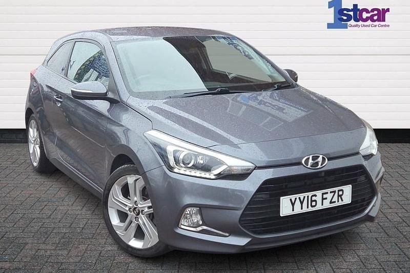 Used Hyundai i20 Sport 120 HP (88 kW) 2016 Coupe