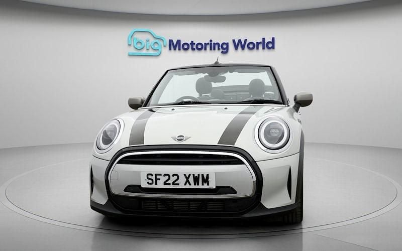 Używany Mini Cooper Cabriolet Exclusive 136 KM (100 kW) 2022 Srebrny Kabriolet