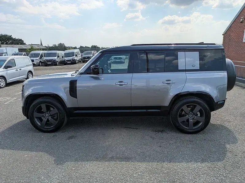 Used Land Rover Defender SE Dynamic 2023 Grey SUV