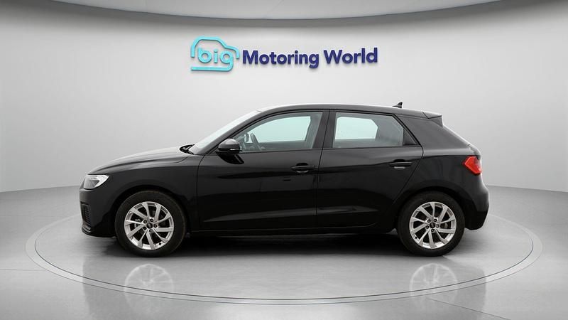 Used Audi A1 Sportback Sport 94 HP (69 kW) 2020 Black Hatchback