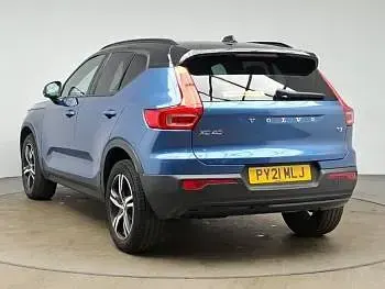 Used Volvo XC40 R-Design 163 HP (119 kW) 2021 Blue SUV