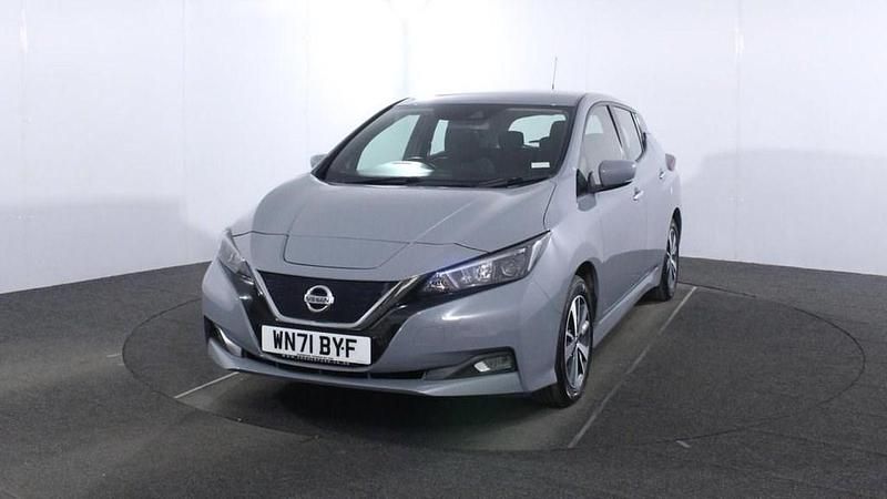 Used Nissan Leaf Acenta 110 kW (150 HP) 2021 Grey Hatchback