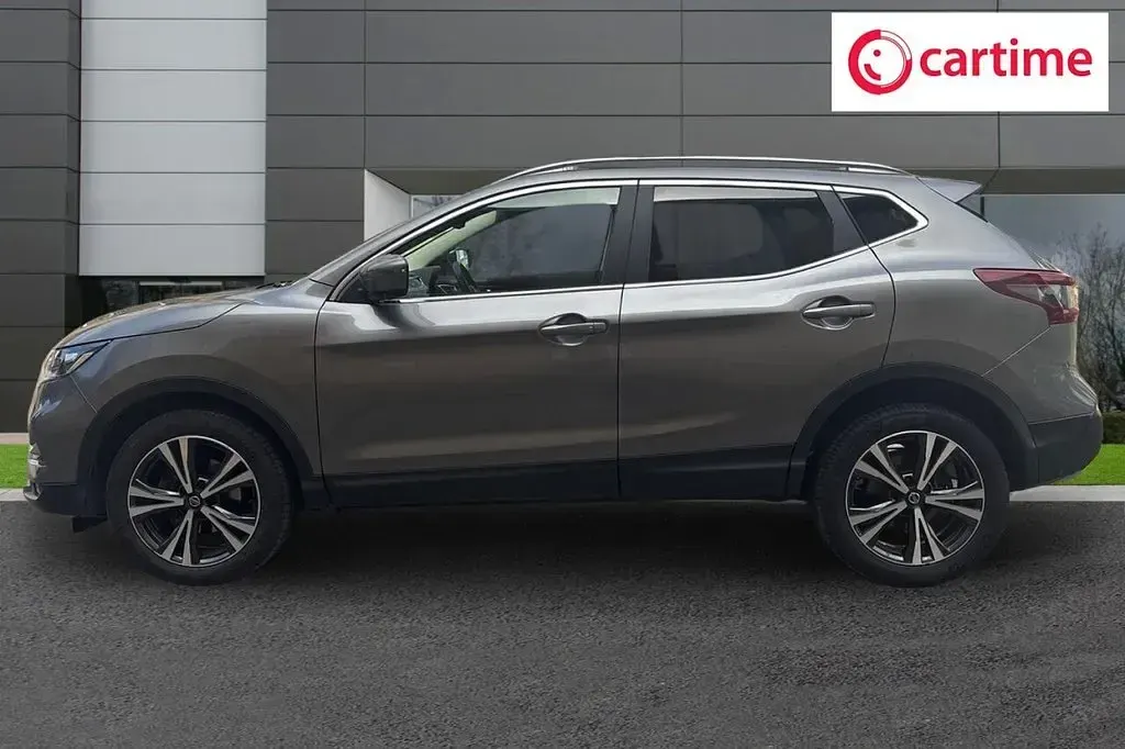 Used Nissan Qashqai N-Connecta 160 HP (117 kW) 2020 Grey SUV