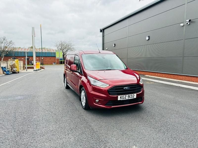 Used Ford Transit Connect Limited 120 HP (88 kW) 2019 Red MPV
