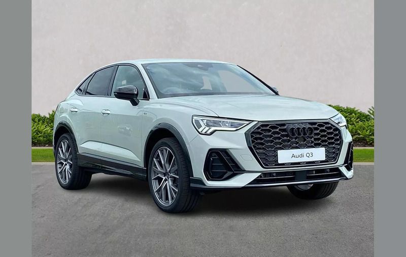 Other New 2024 Audi Q3 Black Edition SUV | £40,699 (A bit pricey) - Image 1/4