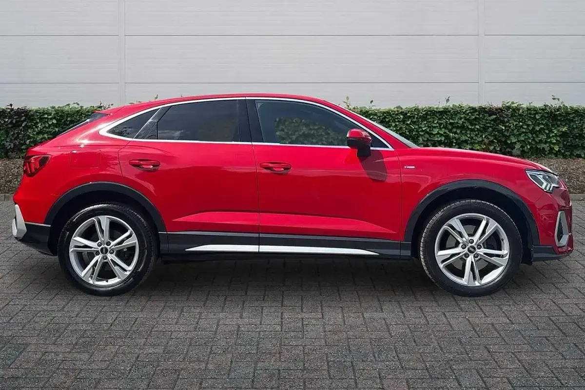 Used Audi Q3 S-Line 245 HP (180 kW) 2022 Red SUV