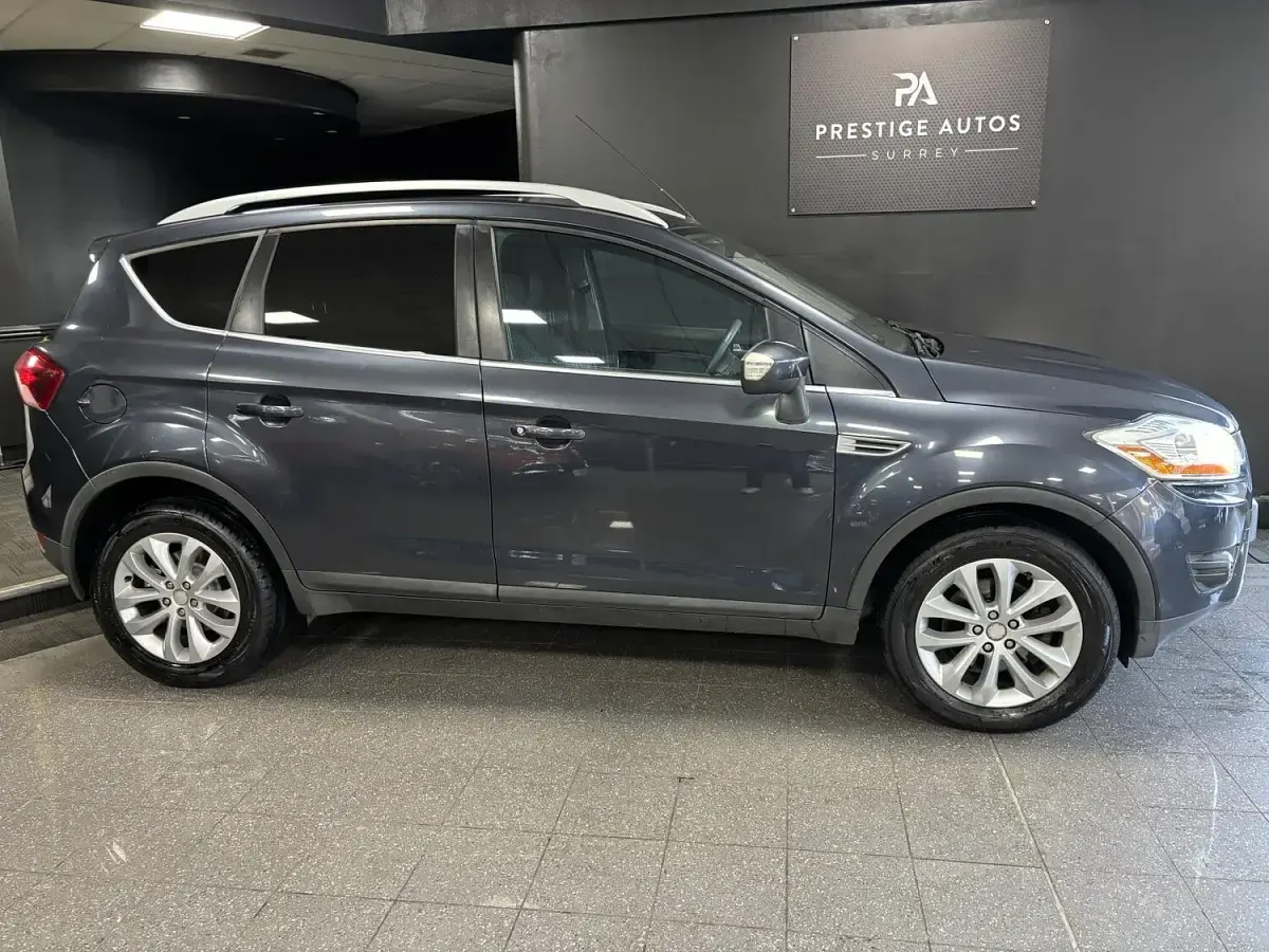 Used Ford Kuga Titanium 140 HP (102 kW) 2010 Grey SUV