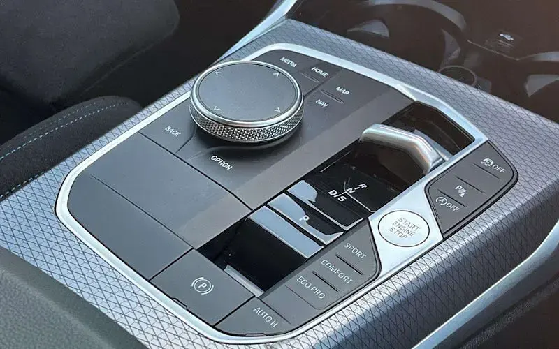 Used BMW 320 M Sport 184 HP (135 kW) 2025 White Estate