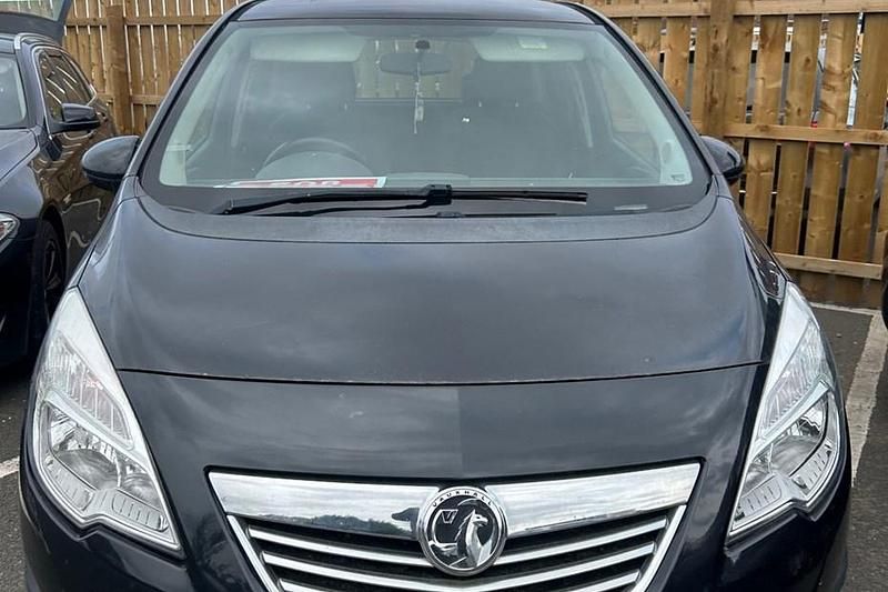 Black Used 2012 Vauxhall Meriva MPV | £1,750 (Good price) - Image 1/1