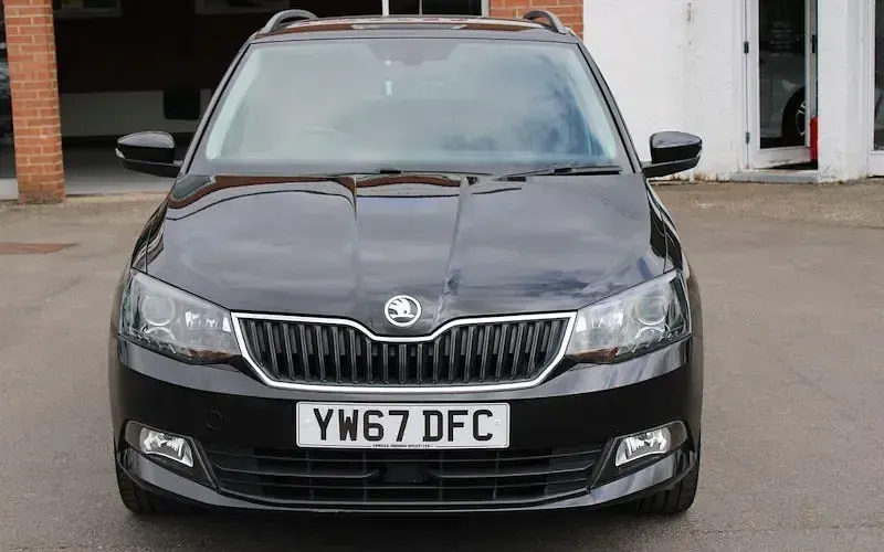 Used Skoda Fabia SE L 110 HP (80 kW) 2017 Black Estate