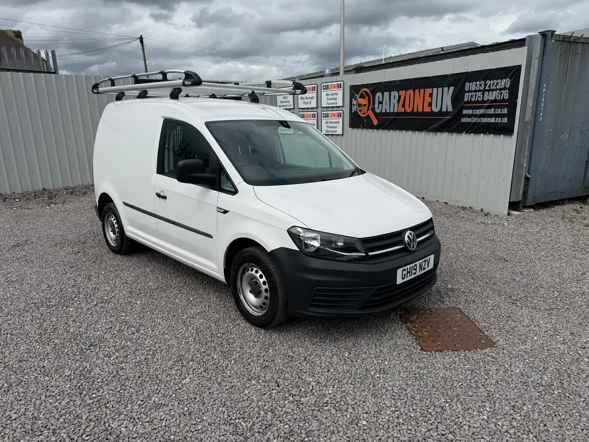 Used VW Caddy Startline 102 HP (75 kW) 2019 White MPV