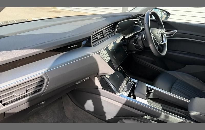 Used Audi Q8 e-tron Sport 250 kW (340 HP) 2023 Grey SUV