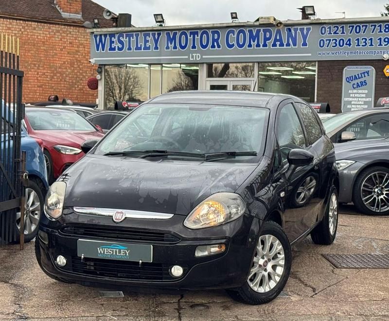 Used Fiat Punto Evo Life 69 HP (50 kW) 2011 Black Hatchback