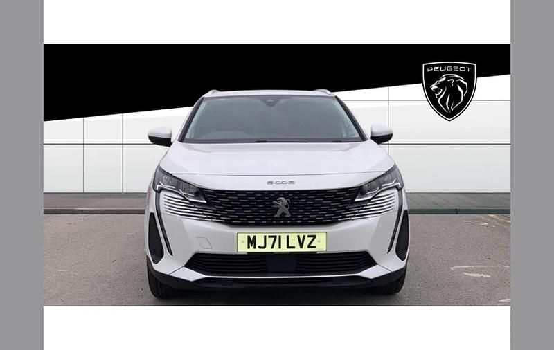 Used Peugeot 5008 Allure Premium 131 HP (96 kW) 2021 White SUV
