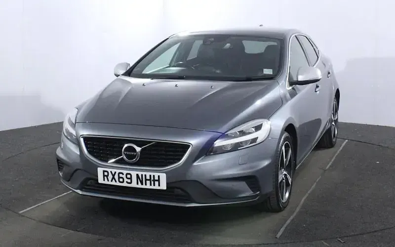 Used Volvo V40 R-Design 152 HP (111 kW) 2019 Grey Hatchback