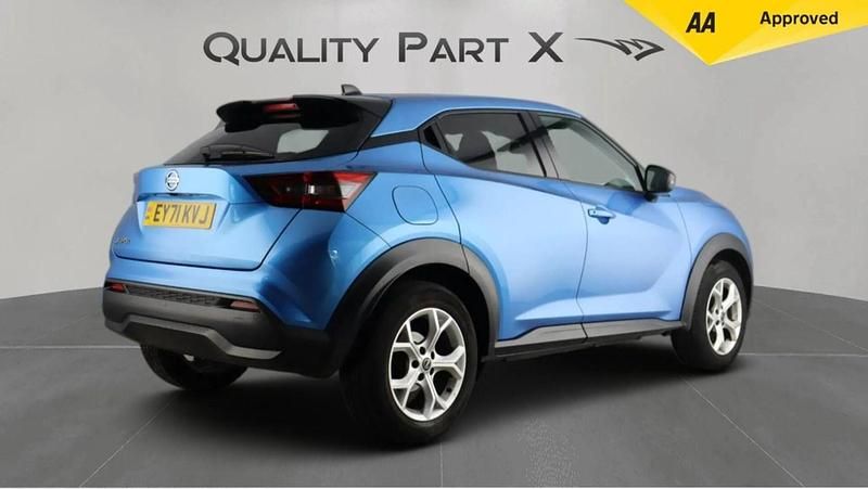 Used Nissan Juke N-Connecta 2021 Blue SUV