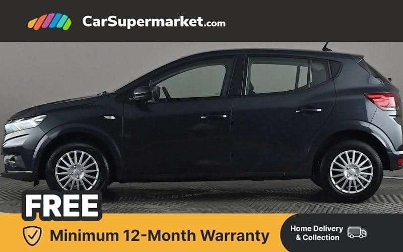 Used Dacia Sandero Comfort 101 HP (74 kW) 2022 Hatchback
