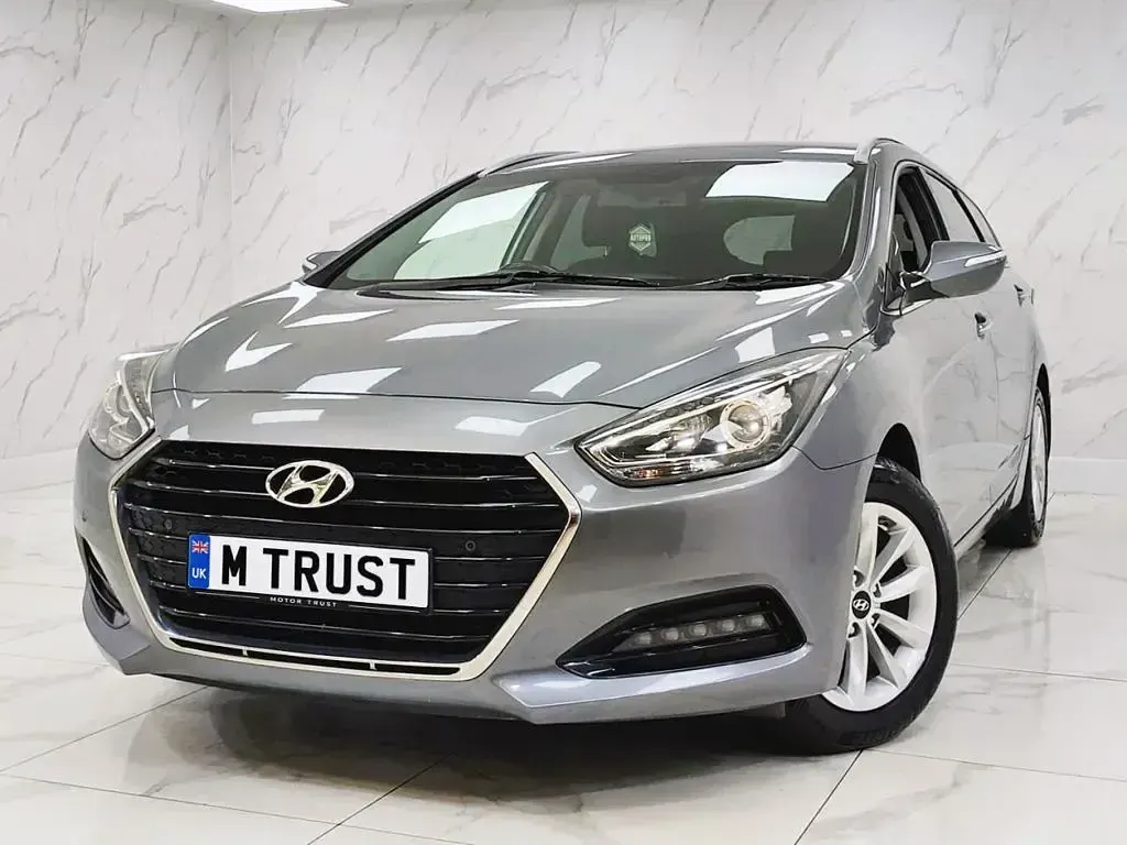 Used Hyundai i40 SE 141 HP (103 kW) 2017 Silver Estate