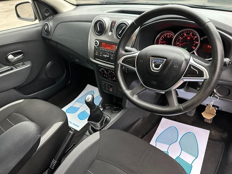 Used Dacia Sandero Ambiance 90 HP (66 kW) 2018 Blue Hatchback
