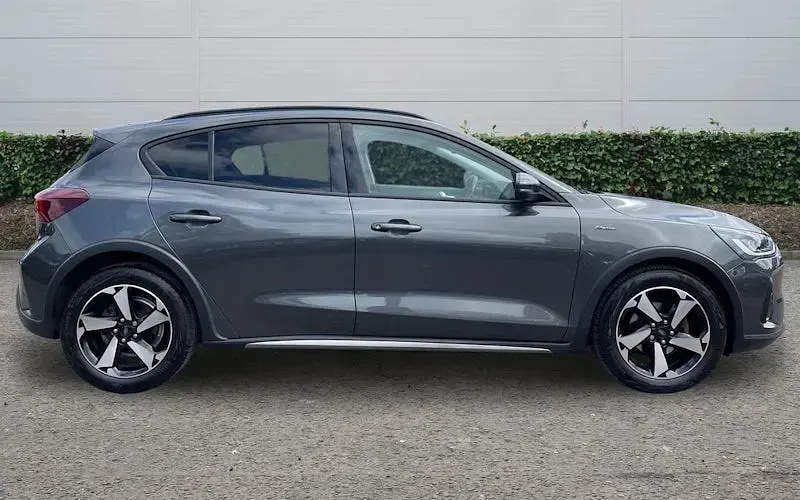 Used Ford Focus Active 120 HP (88 kW) 2022 Hatchback