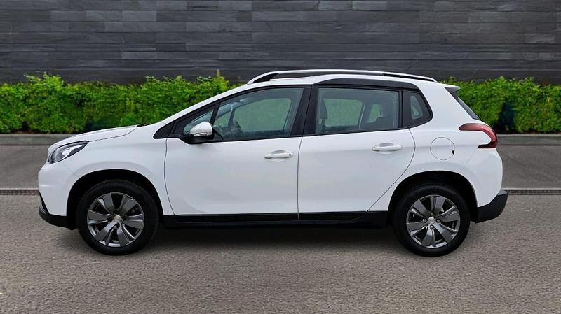 Used Peugeot 2008 Active 81 HP (59 kW) 2018 White SUV
