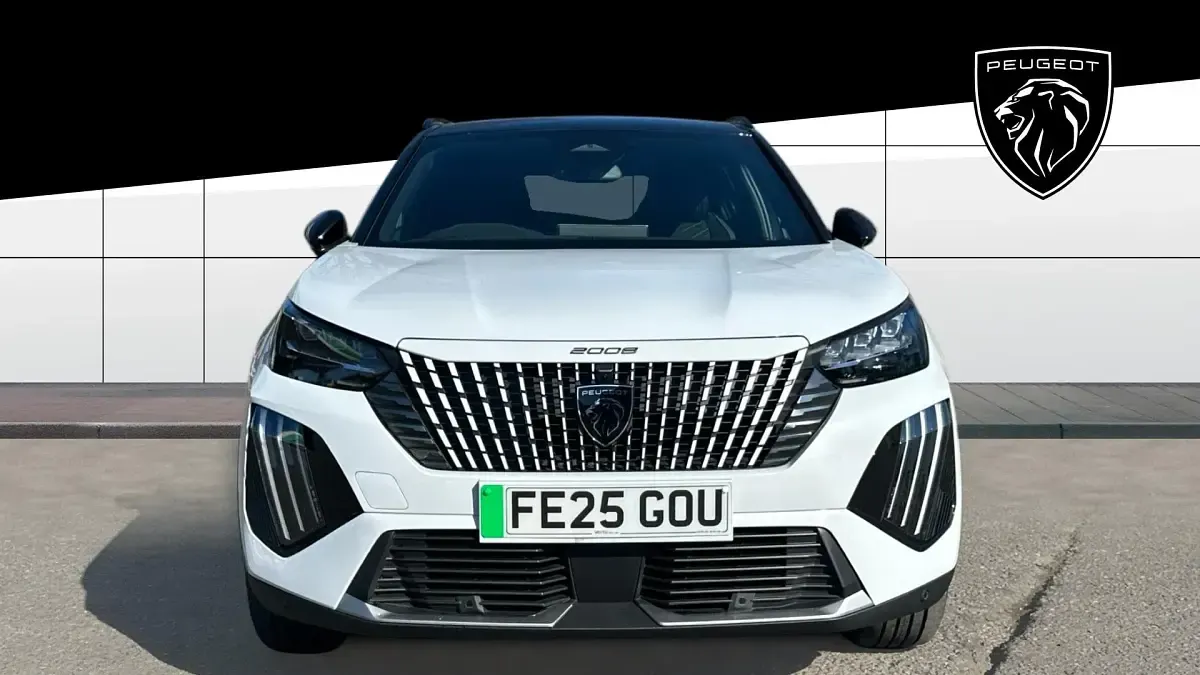 Used Peugeot e-2008 Premium 114 kW (156 HP) 2025 Metallic  okenite white SUV