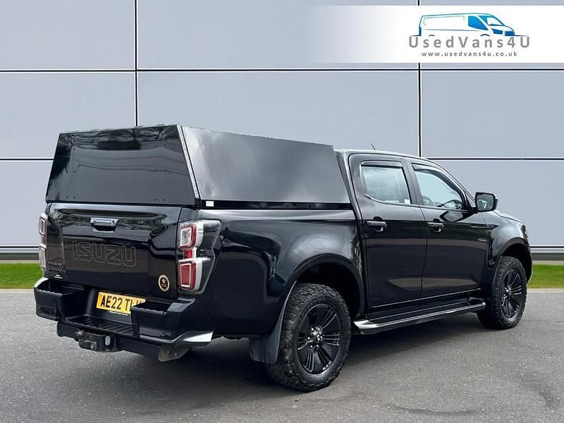 Usado Isuzu D-Max 164 CV (120 kW) 2022 Negro Pickup/Camioneta