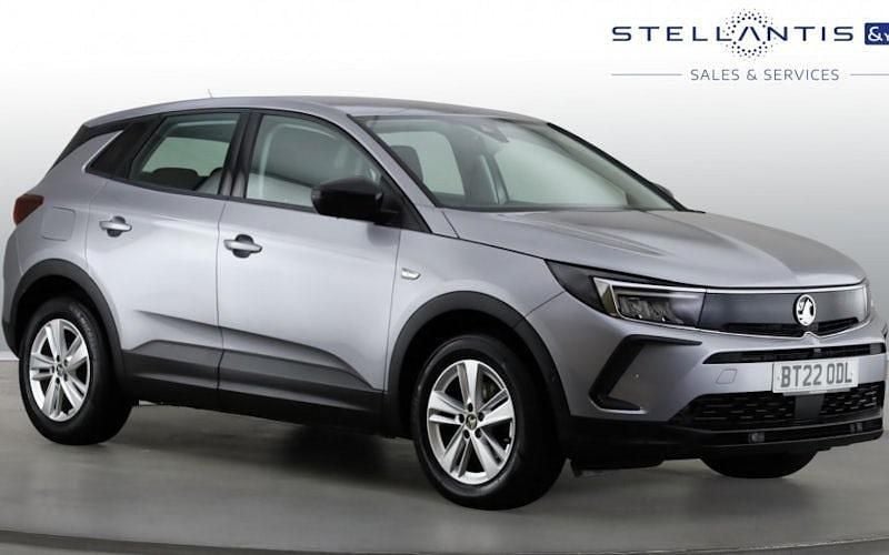 Used Vauxhall Grandland X Design Edition 131 HP (96 kW) 2024 SUV