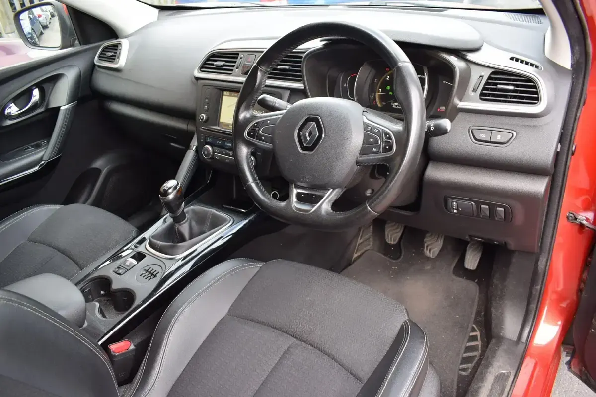 Used Renault Kadjar Dynamique 110 HP (80 kW) 2015 Red SUV