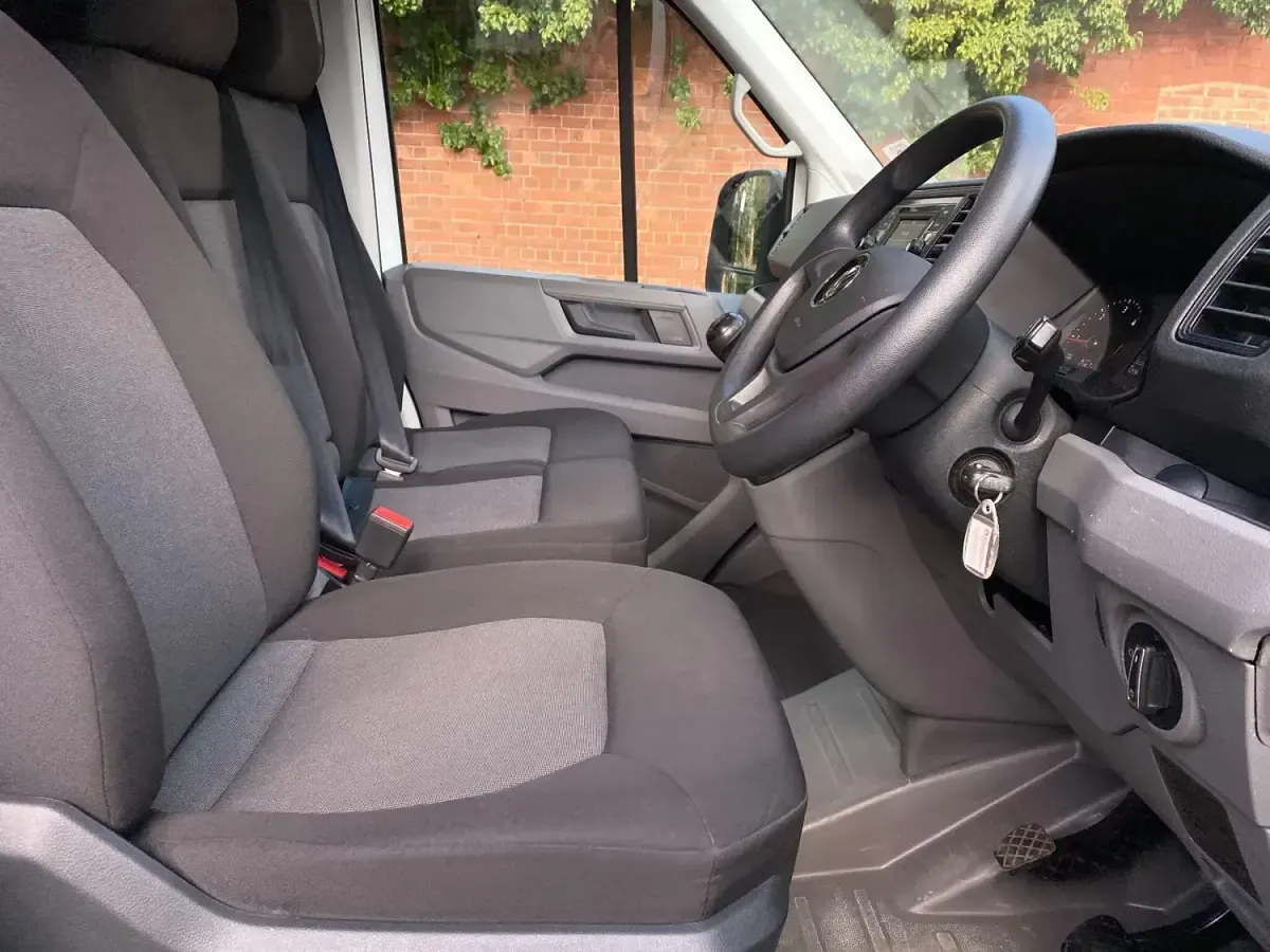Begagnad VW Crafter Startline 102 HK (75 kW) 2023 Vit Van