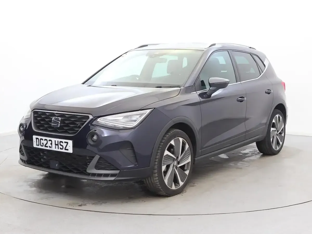 Used Seat Arona FR 110 HP (80 kW) 2023 Blue SUV