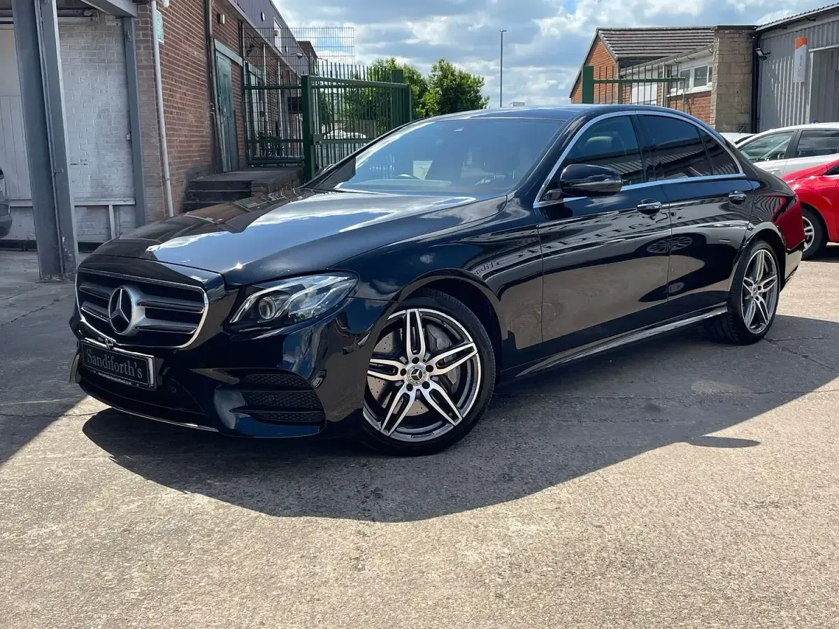 Used Mercedes E400 AMG Line Premium Plus 340 HP (250 kW) 2019 Black Sedan
