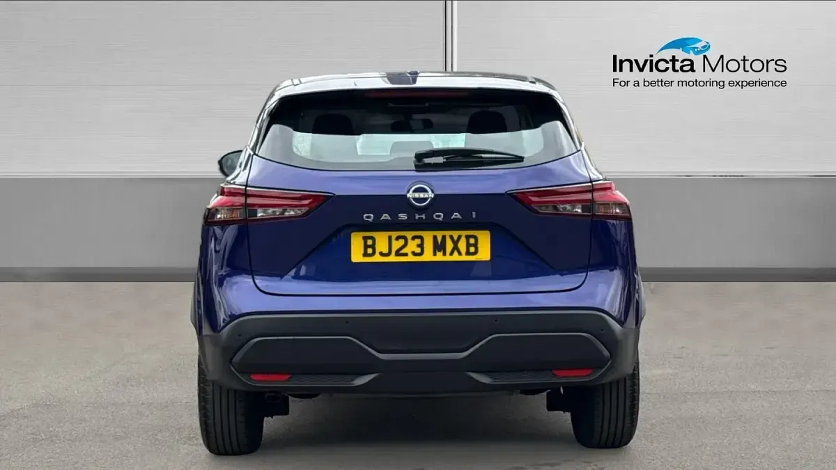 Used Nissan Qashqai Acenta Premium 158 HP (116 kW) 2023 Blue SUV