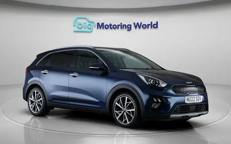 Gebraucht Kia Niro 141 PS (103 kW) 2022 Blau SUV