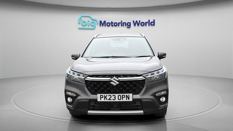 Used Suzuki SX4 S-Cross 129 HP (94 kW) 2023 Grey SUV