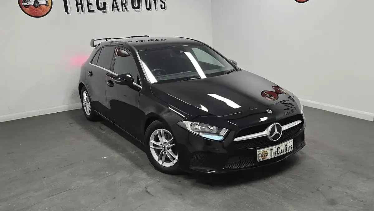 Used Mercedes A180 SE 116 HP (85 kW) 2018 Black Hatchback