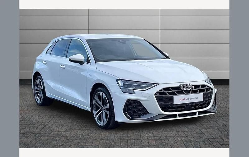Used Audi A3 e-tron S-Line 204 HP (150 kW) 2025 White Hatchback