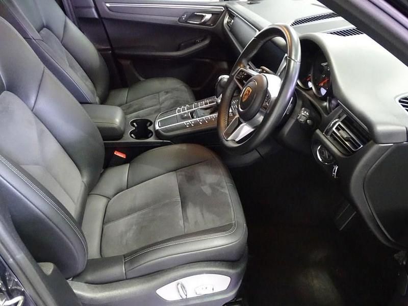 Used Porsche Macan 252 HP (185 kW) 2020 Grey SUV