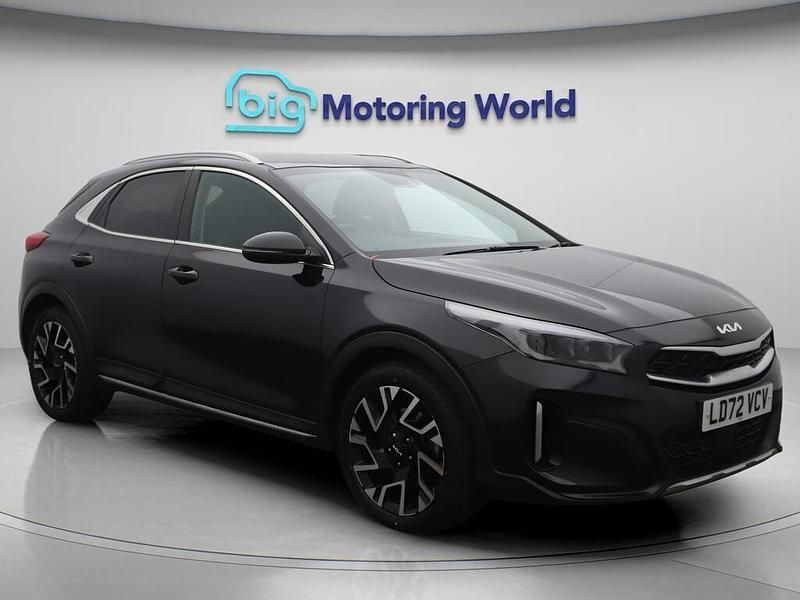 Black Used 2022 Kia XCeed 3 SUV | £16,305 (Fair price) - Image 1/4